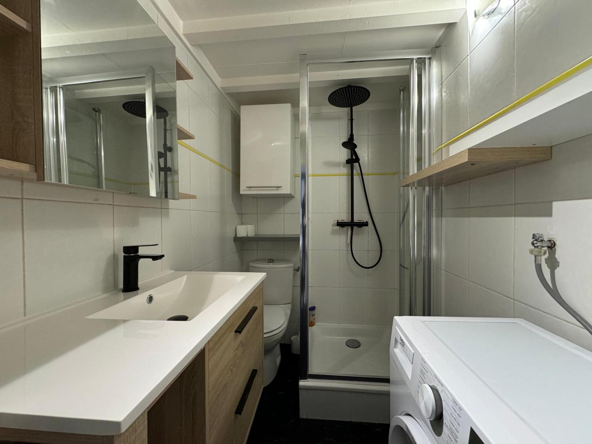 Le Noir Bois Et Blanc - Studio - Wifi - Centre Ville - Entree Autonome Quimper Exterior foto